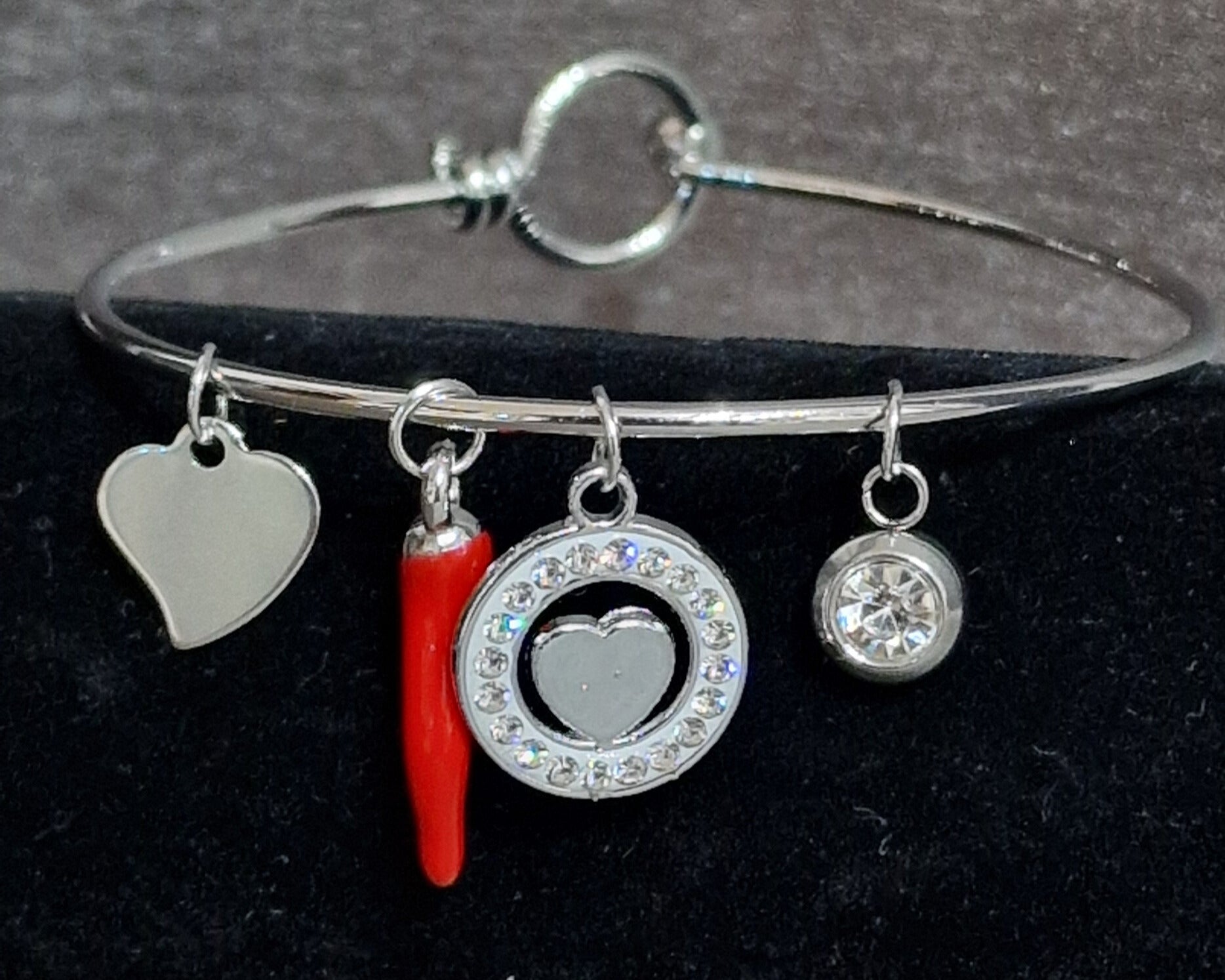 bracciali RIGIDI CON CHARM CUORE